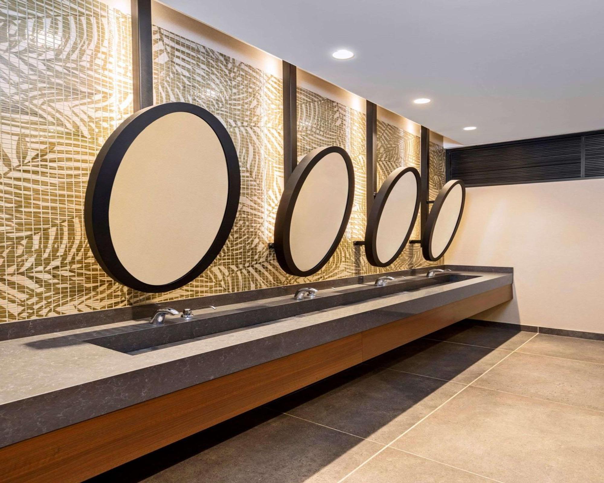 Hyatt Place Bogota Convention Center — Photos 2